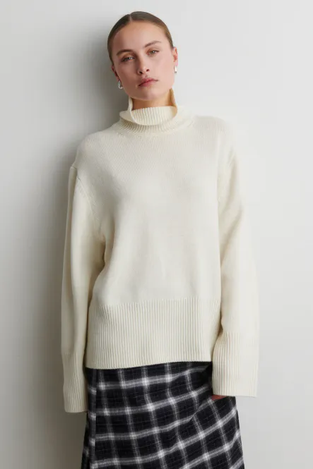 Hovedbilde Alpha Knit T-Neck, Cream