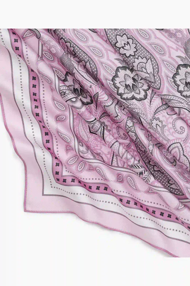 Maya Silkeskjerf 65 x 65 cm, Lys Rosa