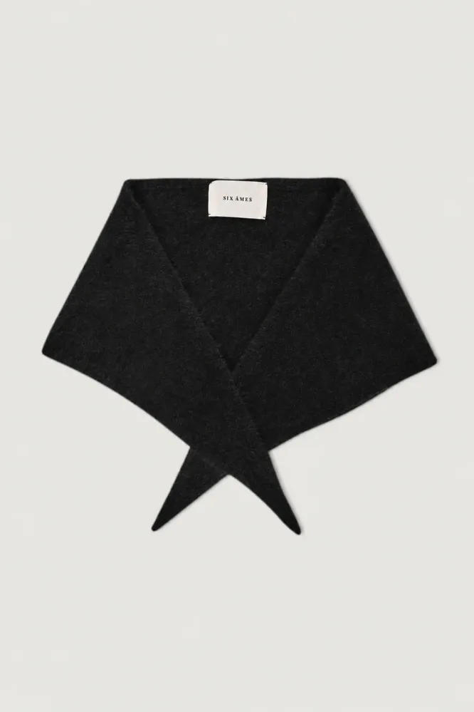 Paula Scarf, Black
