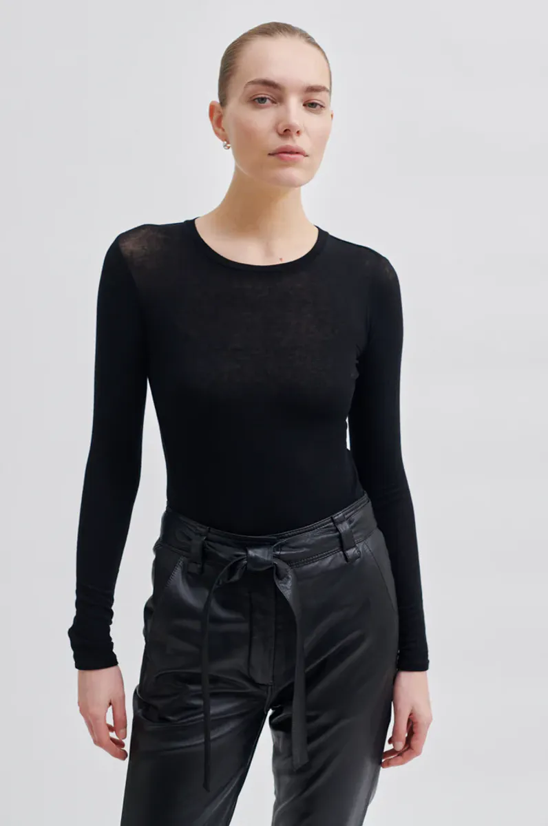 Matima O-Neck Tee, Black