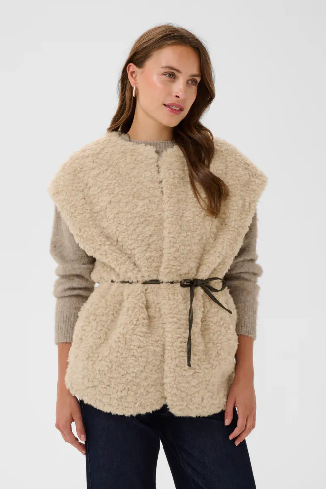 Sylvana Vest, Ice