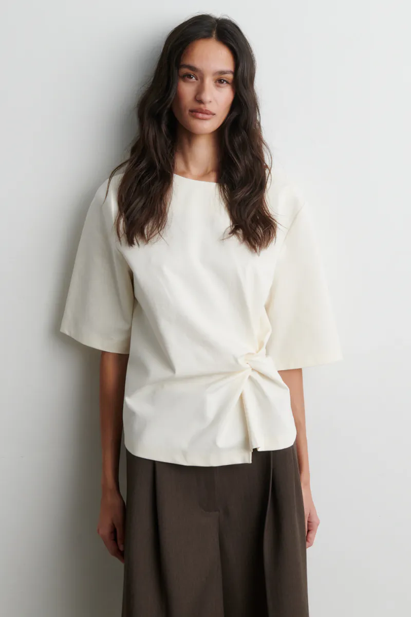 Arkai Drape Tee, Eggnog