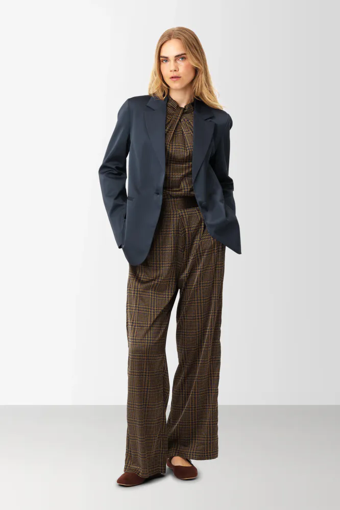 Miller Blazer, no. 8, Hammered Sapphire