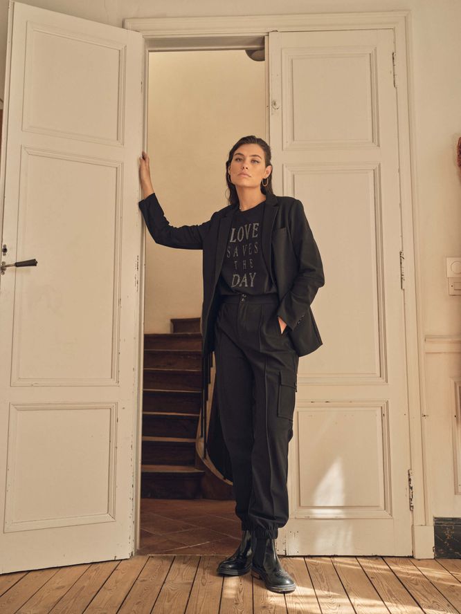 Mary Izzy Blazer, Black