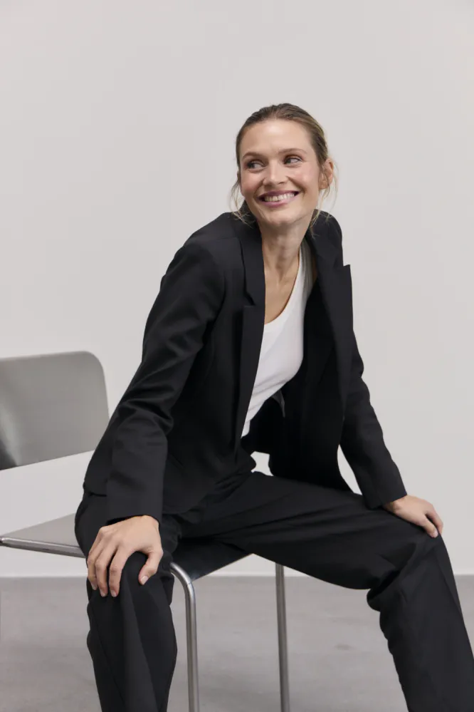 Bindy HW Pant Wide Leg, Black Beauty
