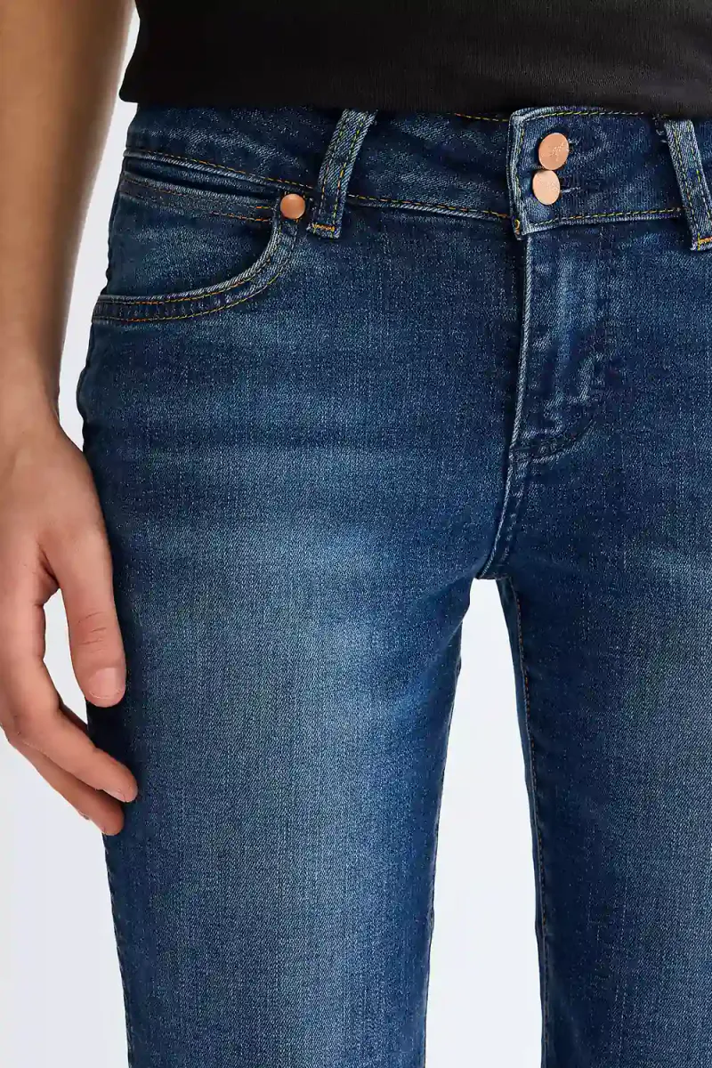 Low Rise Bold Boot Jeans, Canyon Crest